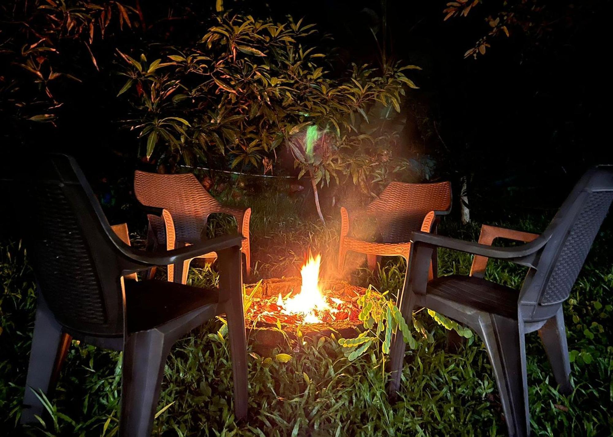 Lsq Sunita Farms Villa Chinchavli Bagian luar foto