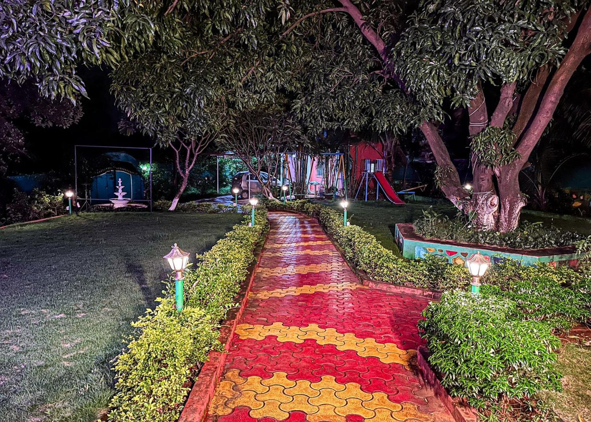 Lsq Sunita Farms Villa Chinchavli Bagian luar foto